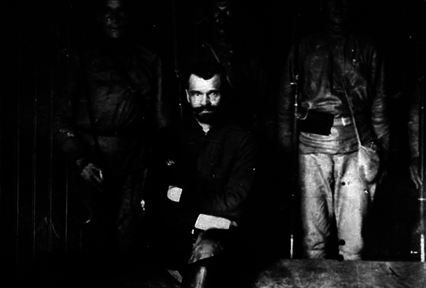 Руководитель Ярославского восстания полковник Александр Петрович Перхуров во время суда, по приговору которого его расстреляют. 1922 год